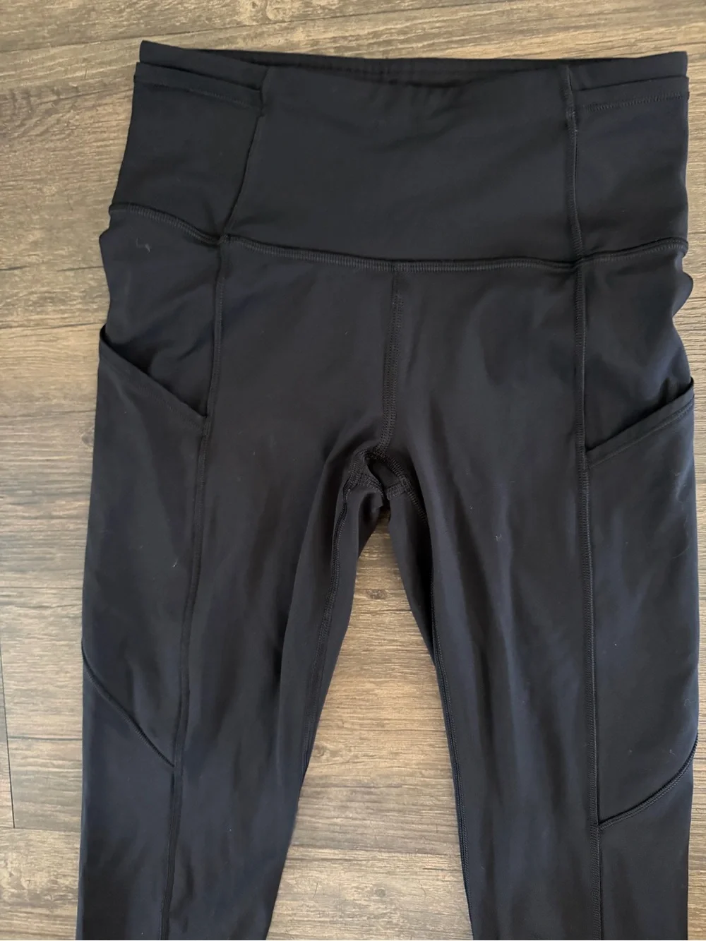 Lululemon athletica Fast & Free 7/8 Black High-Rise Leggings Reflective Detail 2